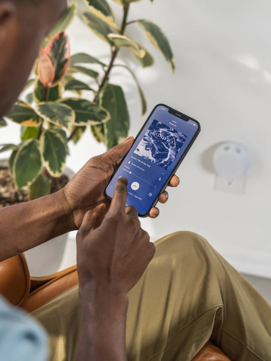 PURA Smart Fragrance Diffuser