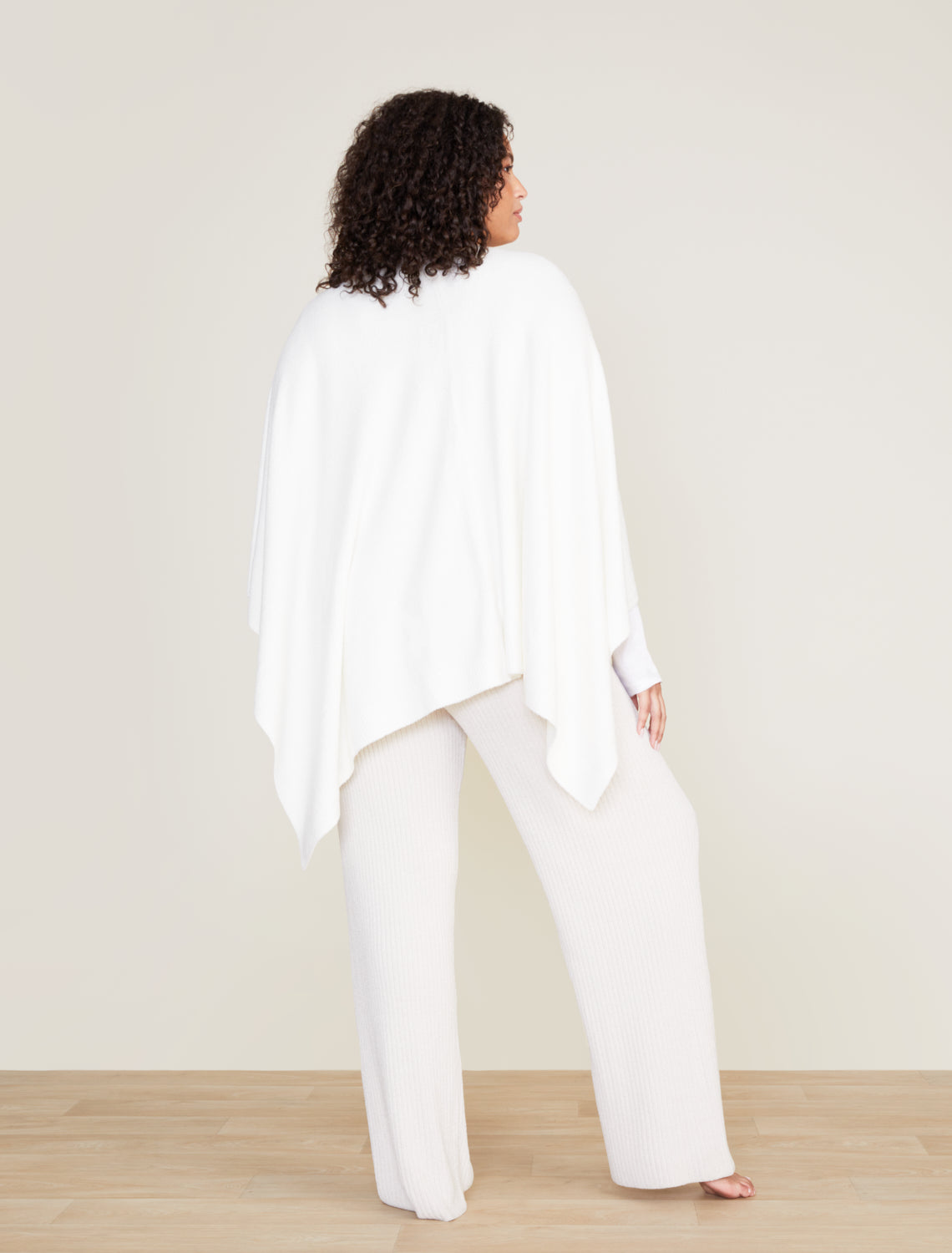 Barefoot Dreams CozyChic Lite® Weekend Wrap